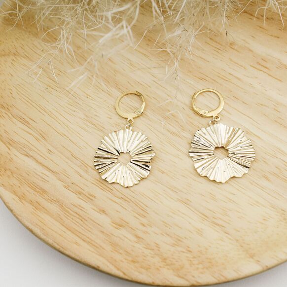 Boucles d'oreilles femme dormeuses cercle strié en acier inoxydable doré  Minalis Bijoux